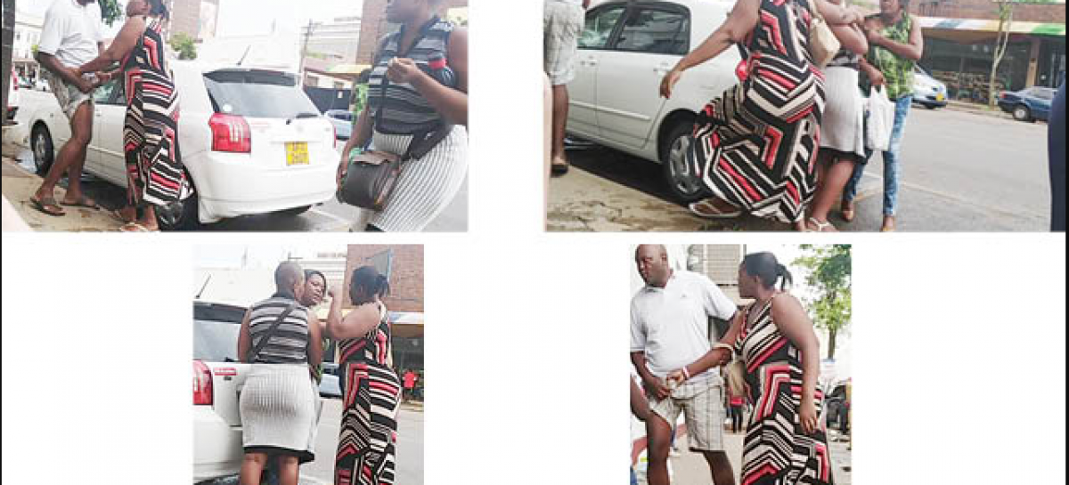 Drama, as wife grabs cheating husband on his ‘JT’ in public