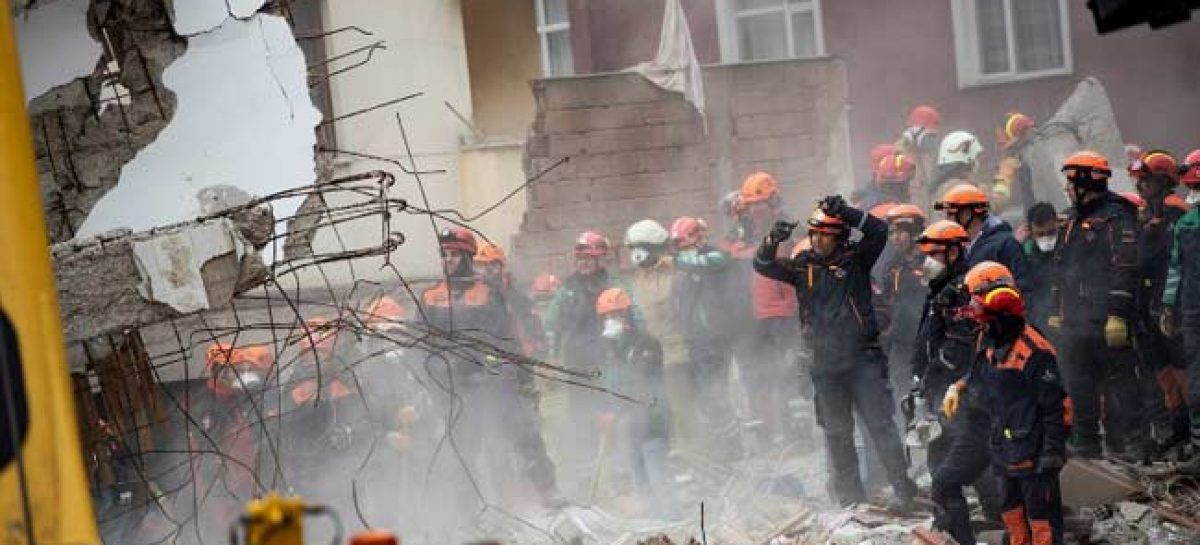 Death toll in Istanbul apartment collapse hit 10