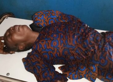 (Video)Woman collapses at Mararba Polling Unit