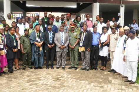 BURATAI CONFERS WITH FELLOW WILDLIFE SOCIETY OF NIGERIA AWARD