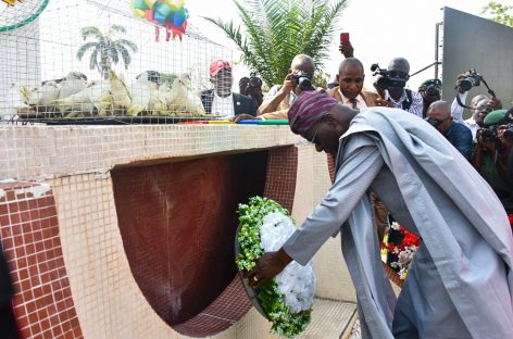 LET’S SACRIFICE FOR UNITY, SANWO-OLU URGES AS NATION REMEMBERS SLAINS SOLDIERS