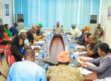 Minister Meets with Ministerial Advisory Committee, Presidents of Federations to 2020 Olympics