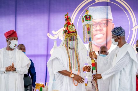 SANWO-OLU INSTALLS GBOLAHAN LAWAL AS 15TH ONIRU, CHARGES MONARCH ON DEVT