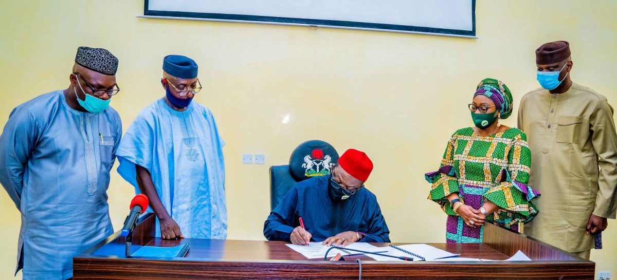 ﻿Fayemi signs Sexual Violence Against Children law