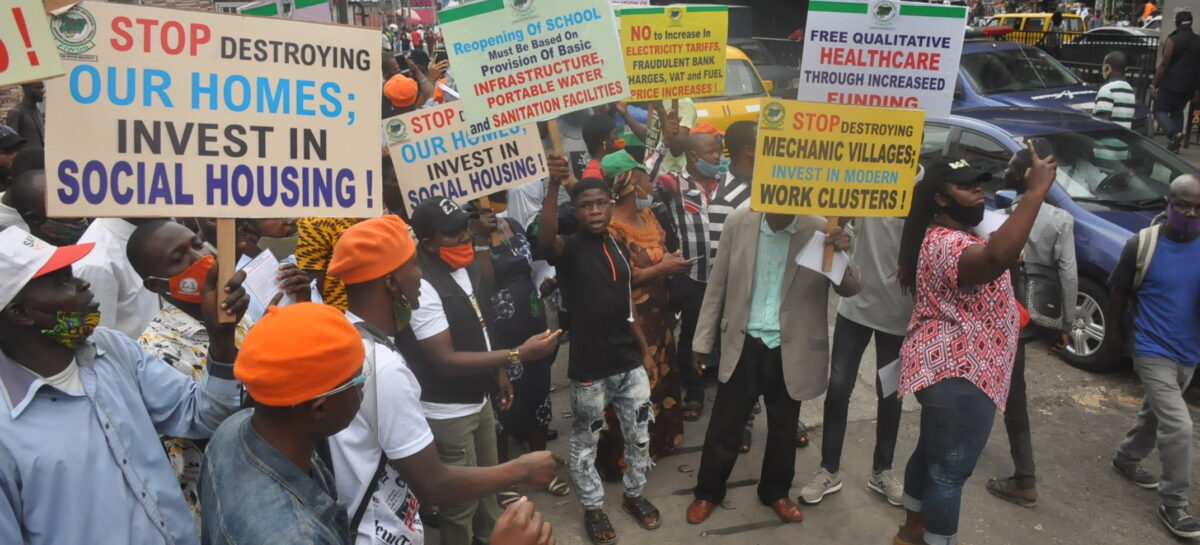 Police fire tear gas, disperse ‘Revolution Now’ protesters in Lagos