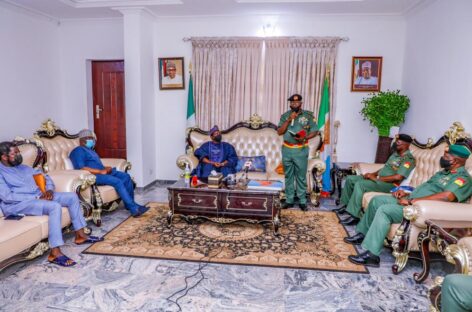 NEW AG. GOC 3RD ARMOURED DIVISION VISITS GOVERNOR LALONG
