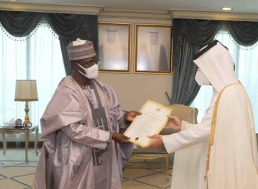 Minister presents Letter of Credence to Ambassador-Designate to Qatar, Ahmed