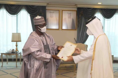 Minister presents Letter of Credence to Ambassador-Designate to Qatar, Ahmed