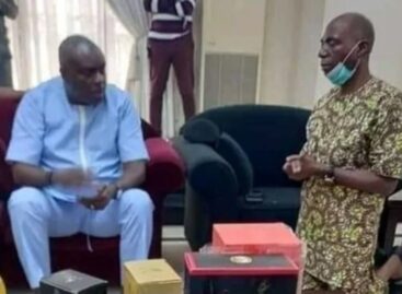 Nigerians React To Photo of Senator James Manager Kneeling Before Ex-Governor Ibori