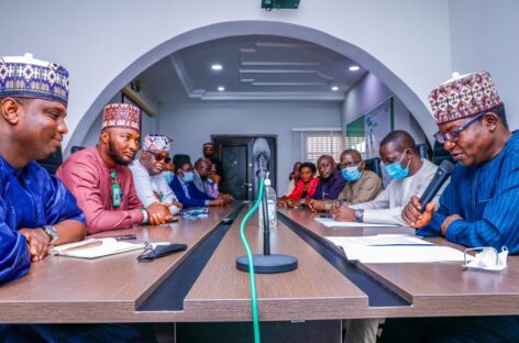 Lalong visits rural electricity agency, insists on lighting more communities