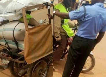 Kaduna: Drama As Officer Allegedly Arrest Man Who Turned Motorcycle To Four Wheels (Photos)