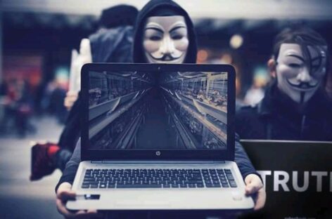 Top 5 Most Notorious Internet Hackers In History (Photos)