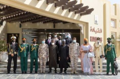 Defence Minister visits Qatar, holds bilateral talk with deputy Prime Minister