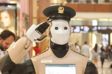 Meet The First Robot To Become A Police Officer In Dubai