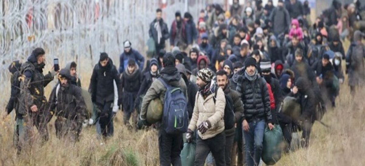 Hungary, Romania issuing access visas to Nigerians fleeing Ukraine – FG