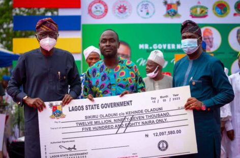 Roads: 74 claimants get N500m compensation on property demolished in Lagos
