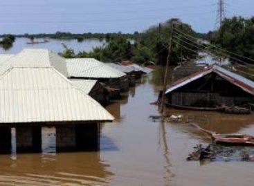 NEMA, military begin SAR operation to airlift trapped flood victims in Anambra