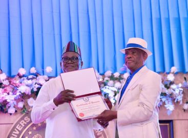 Let’s join hands to salvage Nigeria, Gov Ortom tells political leaders