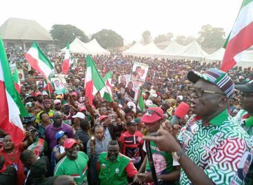 Ortom leads PDP to round-off statewide campaigns in Ohimini, Apa, Agatu LGAs