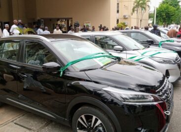 Wike presents vehicles to 3rd class chiefs in FCT, promises improved welfare