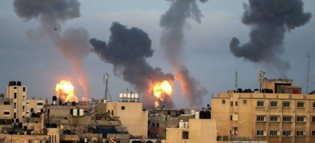 Israeli airstrikes kill 558 people in Gaza