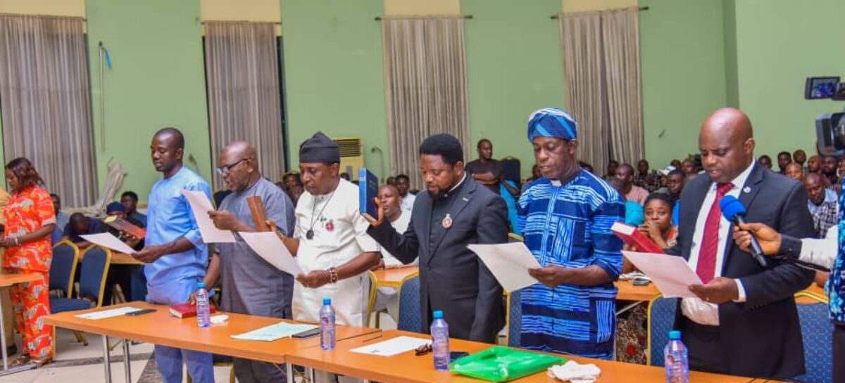 Benue State Gov. Swears-in 21 Interim Executive Local Government Councils,calls for Transparency, Good Governance