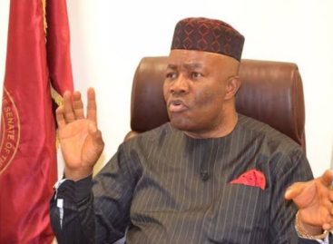 Election 2027: Akpabio rejects poster linking him with El-Rufai