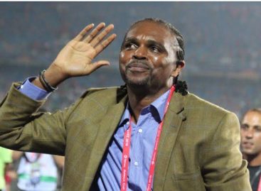 NPFL 2023/24 Season: Enyimba Chairman, Kanu Thumbs Up Players, Technical Team