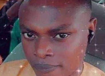 Passport renewal: Journalist accuses this Immigration officer of duping him