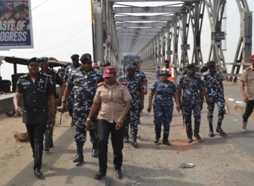 FRSC collaborates with Nigeria Police for ease of traffic on Asaba/Onitsha link bridge