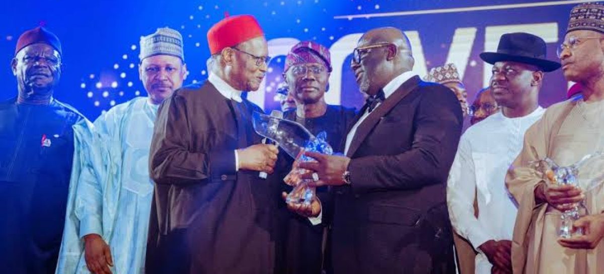 Oborevwori shines, wins Governor of the year 2024 Award