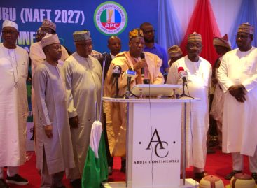APC Celebrates Ganduje, NWC Members with Special Dinner