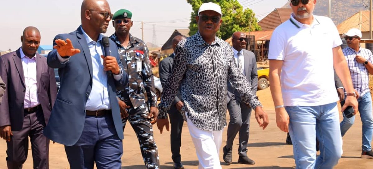 WIKE LAMBASTS WASTE CONTRACTORS, EXPRESSES DISPLEASURE OVER POOR SANITATION SERVICE DELIVERY