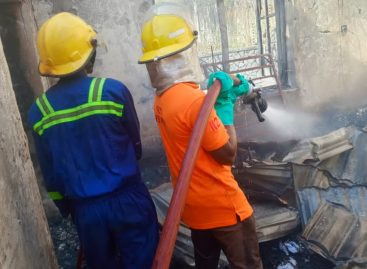 Fire Guts 4 Block of Flats At Asokoro, Abuja