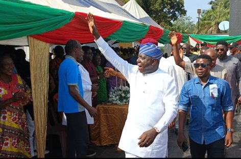Odey Reaffirms Commitment to Grassroots Development at New Year Celebration in Yala