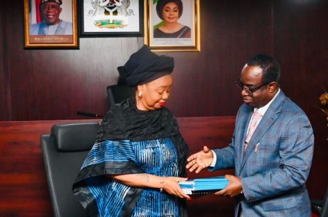 Oladele Hands Over to New FCC Executive Chairman, Omidiran