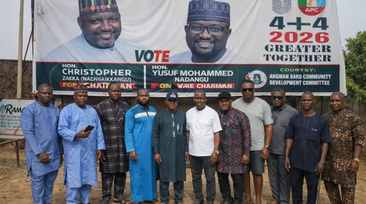 Angwa Bako CDC, Cajaah Residents Felicitate with Maikalangu, Project Stronger APC Showing in 2027