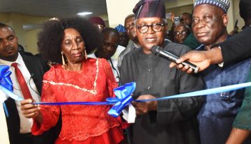 Dangote donates ₦550 million students’ hostel to FUTO